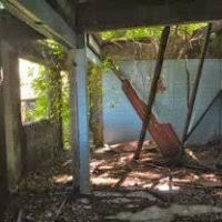 This film is made based on the real stories that took place at an abadoned house in johor called villa nabila. Gambar 16 Gambar Sekitar Banglo Tinggalan Villa Nabila