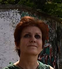 Catherine Bruneau's Instagram, Twitter & Facebook