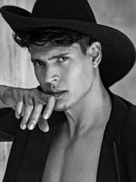 Latino Male Model Franco Fox photos and body stats for modeling portfolio