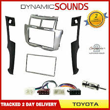 Find car audio products that work with your 2007 toyota yaris select your specific body style and options below to find replacement speakers, subs, stereos, dash kits, and more. Ct24ty22 Car Stereo Double Din Silver Fascia Fitting Kit For Toyota Yaris 2007 Ebay