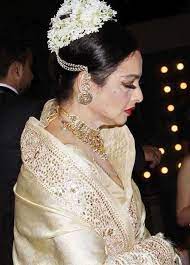 Gajra hairstyle as traditional bun: Top 10 Gajra Hairstyles To Try This Wedding Season