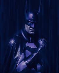 Alex Ross Batman Cosplay @ryansimsphotography did such an amazing job this  looks like a @thealexrossart painting #batmancosplay #batman #alexross  #waroncrime #brucewayne #cosplayer