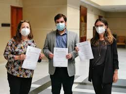 Respecto de la renta vitalicia que incluye de esta modalidad, el afiliado tiene la posibilidad de solicitar condiciones especiales de cobertura. Diputados De Oposicion Presentan Indicacion Para Retiro De Fondos De Pensionados Por Rentas Vitalicias El Clarin De Chile