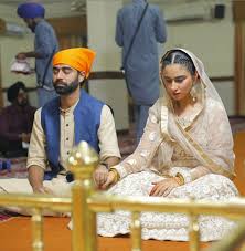 Chai thandi ho rahi hai (चाय ठंडी हो रही है) poetry by priya malik: Priya Malik Found Her 1999 In 2019 Reveals Her Engagement To Karan Bakshi