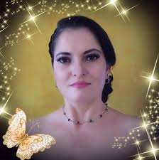 Ella es Reina Camarena, la primera regidora de Hagamos en Arandas Jalisco.  #YoHagoMás #PorArandasHagamosMás