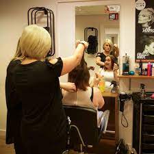At smartstyle, you'll have a welcoming and relaxing experience knowing our friendly, professionally trained hair stylists will provide you with quality service every time you visit. Milton Keynes Hairdressers Elliotts Hairdressing Salon