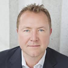 Alex Grab's Instagram, Twitter & Facebook