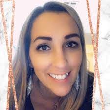 Beth Kirkley's Instagram, Twitter & Facebook