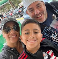 What summer speed and agility programs are available for kids in Valrico?