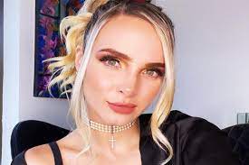 7 january, 1989, cali, valle del cauca, columbia) is a columbian model, helicopter pilot, professional diver, ex miss mundo colombia and reality show star. Miss Mundo Colombia 2006 Elizabeth Loaiza Diagnosed With Cancer