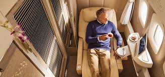 مميزات مقصورة الدرجة الأولى مع طيران الإمارات طيران الإمارات الجزائر