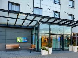Dein auto parkt in der tiefgarage des hotels. Last Minute Centrum Holiday Inn Express Dusseldorf City Nord Nemecko Duesseldorf A Okoli Dusseldorf
