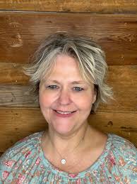 Nail Salon Professionals in Comstock, NE