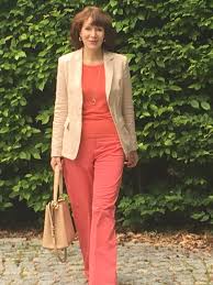 Related posts of koralle farbe kleid welche schuhe. Koralle Die Farbe Fur Gute Laune 4 Kombinationen