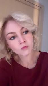 Krista Collins's Instagram, Twitter & Facebook