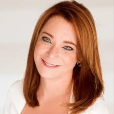 Leslie Mckay's Instagram, Twitter & Facebook