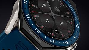 The connected's 360 x 360 screen has a pixel density of 240ppi. Tag Heuer S Connected Modular 45 Watch Is Smart And Stylish Executive Traveller