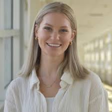 Alyssa Mohr's Instagram, Twitter & Facebook