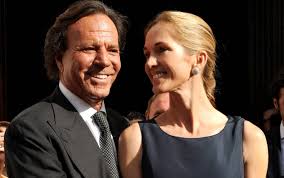 Julio Iglesias y Miranda Rijnsburger, separación en pleno verano