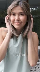 Hair? Slayed. Outfit? On point. Makeup? Flawless. Serving looks from head  to toe 💛