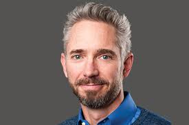 Who Fans and Heroest