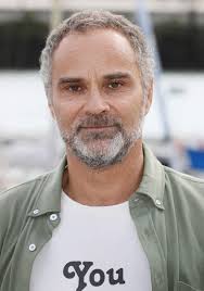 Sören Prévost papa de 3 enfants avec Clarisse dont il est fou amoureux  depuis 30 ans : Le diaporama