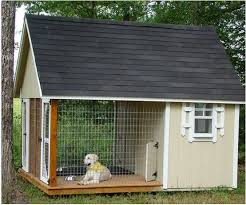 What A Great Dog House Can Go Inside If They Want Or Out On The Porch If They Want Hunde Haus Hundehutte Hundehaus