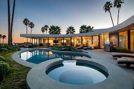 Jun 25, 2021 · — elon musk (@elonmusk) june 9, 2021 the house comes from boxabl casita and is a foldable prefab home available for quick installation. Take A Look Around One Of Elon Musk S 3 9m Homes Gq Middle East