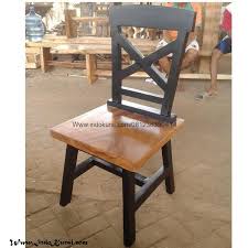 Beruntunglah kita tinggal di indonesia yang memiliki hutan luas dan ditumbuhi banyak sekali jenis kayu berkualitas tinggi yang sangat baik untuk furnitur. Kursi Cafe Minimalis Finishing Dua Warna Indo Kursi Mebel Jepara