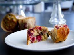 Muffins Aux Framboises Aux Pistaches Et Au Chocolat Blanc No Cook Meals Food Desserts