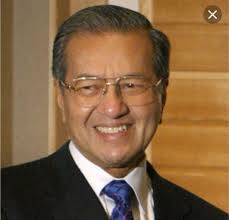 منوعات ثقافية بيد عبدالله قباني