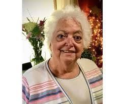 Claire Harper's Instagram, Twitter & Facebook