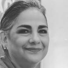 SOY INOCENTE! Lo sabe DIOS y mi conciencia! Mantengo mi frente en Alto!