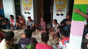 Jangan lupa like comen&suscribe truk cabe adu gengsi truk cabe adu gengsi truk cabe adu gengsi truk cabe adu gengsi truk cabe. Puluhan Sopir Truk Mogok Gara Gara Perusahaan Naikkan Harga Tambang 50 Ribu Joglosemar News