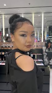 Probably our favorite theme day in MAC MOE 🤩, @maccosmetics ,  @mac.malloftheemirates , @maceducationmiddleeast , @maccosmeticsmiddleeast  , @laportepooja , @andrushcaz , @janinekhorsley , ...