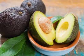 Selain itu buah avocado mengandungi banyak khasiat semulajadi. 4 Tips Memilih Alpukat Yang Tepat Untuk Bayi Jangan Asal Ya Okezone Lifestyle