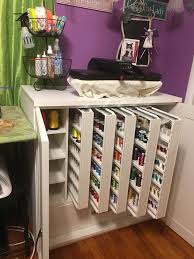 She had just moved into a new house, and needed help setting up the space. Ateliercoutureamenagement Decoracao De Sala De Costura Armario De Costura Organizacao Sala De Costura