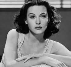 Underwater Optics Innovationsp. 16 Photonics Research Clams Up p. 22 Subsea  Fiber Optic Cables Enable Deep-Ocean Sciencep. 28