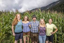 Mit sprüchen wie „ich bin fick und fertig sorgte die gebürtige thailänderin narumol für zusammenziehen wollen auch farmer andreas aus kanada und seine inge. Hohenflug Der Gefuhle Bei Bauer Sucht Frau Morgen Um 20 15 Uhr Bei Atv Ufa