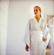 How To Make A Kimono From A T Shirt Ehow Diy Kimono How To Make Headbands How To Make Kimono
