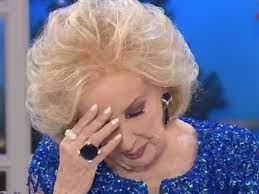 Juana viale hizo atragantar a agustín sierra y luego lo sorprendió con una revelación. Allanaron La Productora De Mirtha Legrand Por Evasion De Aportes A Choferes Bae Negocios