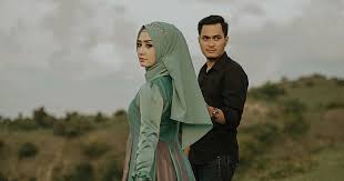 Di blog ini, saya akan menyediakan llink download 1000an lagu dangdut mp3 lawas era 70an, 80an, 90an dan awal 2000an 5 Tanda Lelaki Yang Anda Minat Dalam Diam Tiada Perasaan Pada Anda