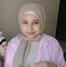 بنات أيه رأيكم ف favelin لاين ال Holy hydration P.s طيب اقترحوا حاجة ترطيب  طيب 😂