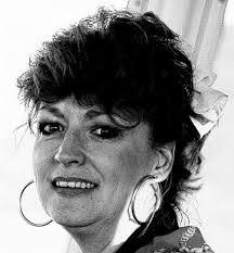 Ellen Hager's Instagram, Twitter & Facebook