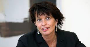 Formation & Carrière