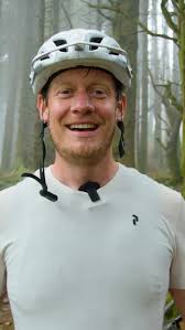 Nick Craig is probably the most established mountain biker in the UK.  Racing everything from the first-ever World Champs to the Sydney Olympics.  In this episode, we dive into his legendary career