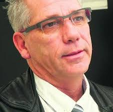 Donald Poirier's Instagram, Twitter & Facebook