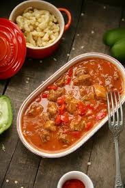 Paprikagulasch Mit Spatzle Paprikagulasch Rezepte Gulasch Mit Paprika