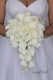 Cascading Calla Lily Bouquet With Pearls And Jewels White Calla Lilies Teardrop Shape Lily Bridal Bouquet Lily Bouquet Wedding Calla Lily Bouquet Wedding