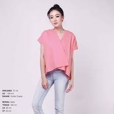 .wanita dalam bergaya adalah model blus atau yang biasa dikenal juga dengan tulisan blouse baju blus wanita. Blouse Wanita Toko Pakaian Wanita Dan Pria